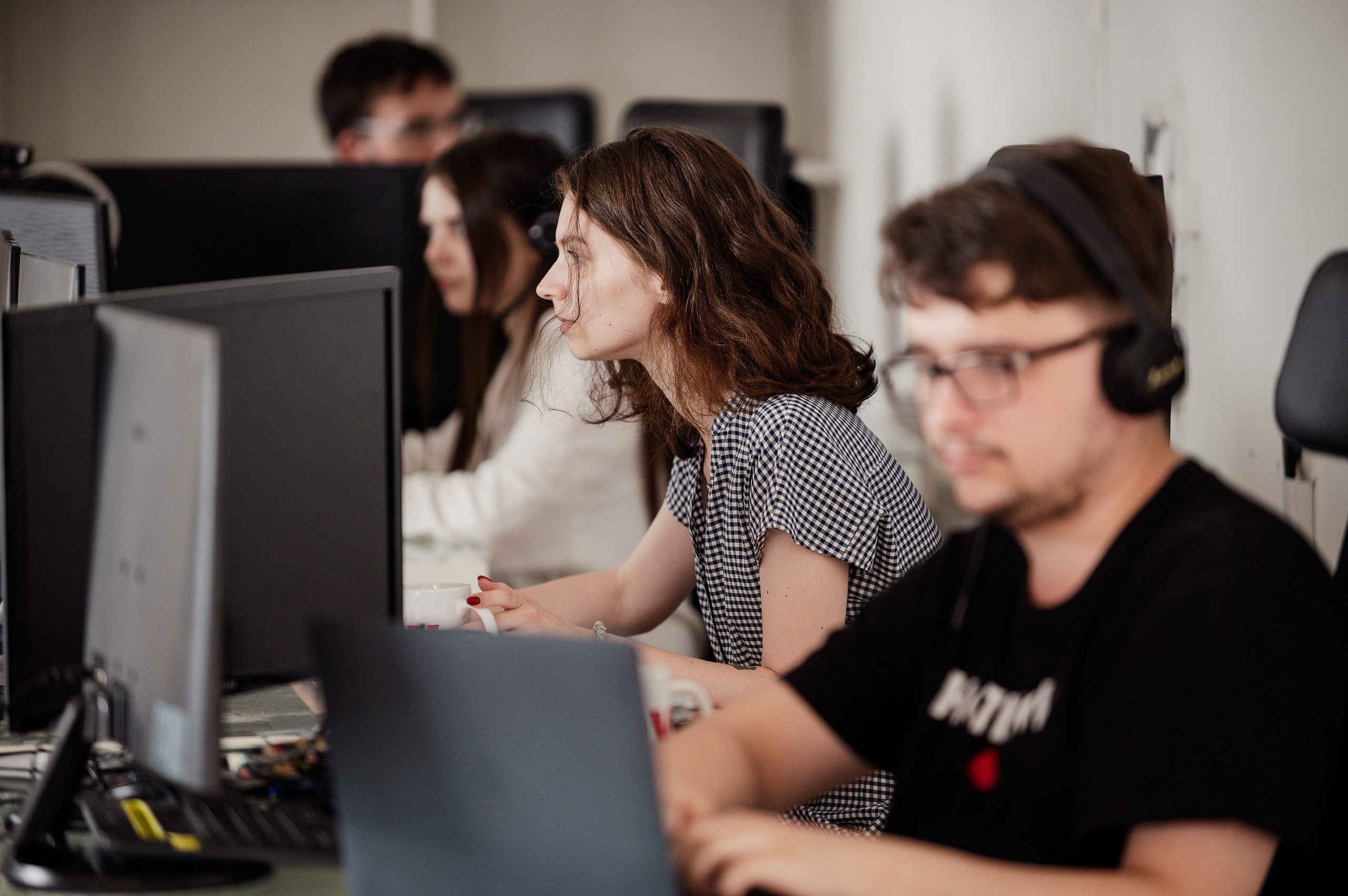 Рабочий процесс в IT-компании по разработке мобильных приложений под ключ